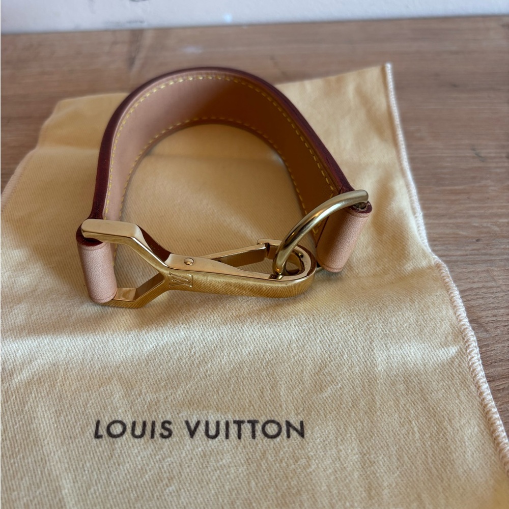 Authentic Louis Vuitton new luggage strap